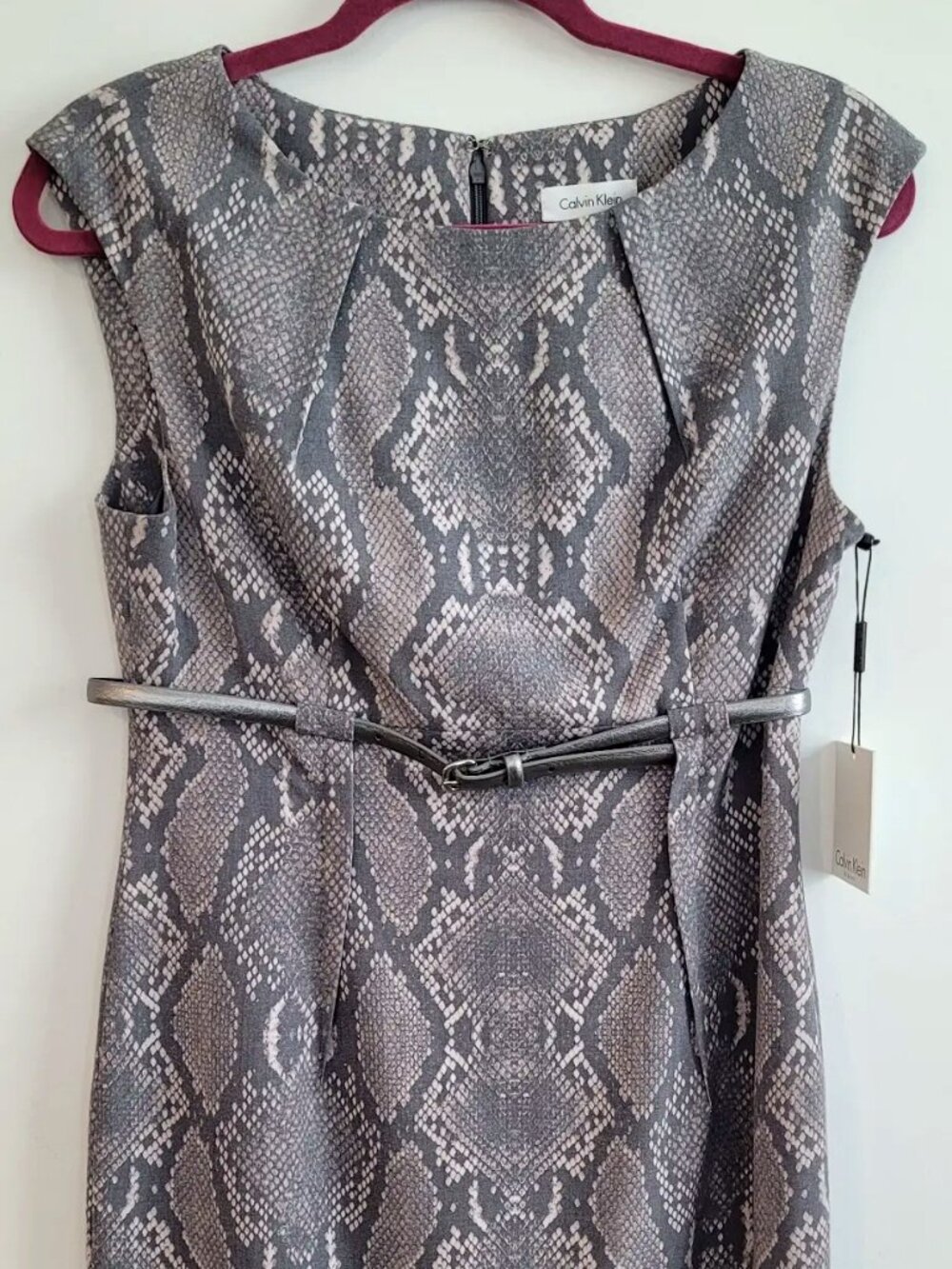 Calvin Klein Gray Black Abstract Print Belted Dress Women’s Size 8